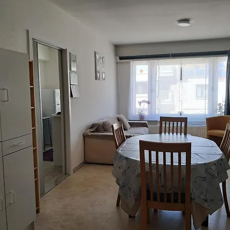 아파트 Cozy Near The Sea