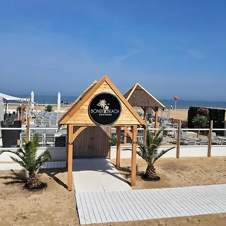 Cozy Near The Sea 아파트
